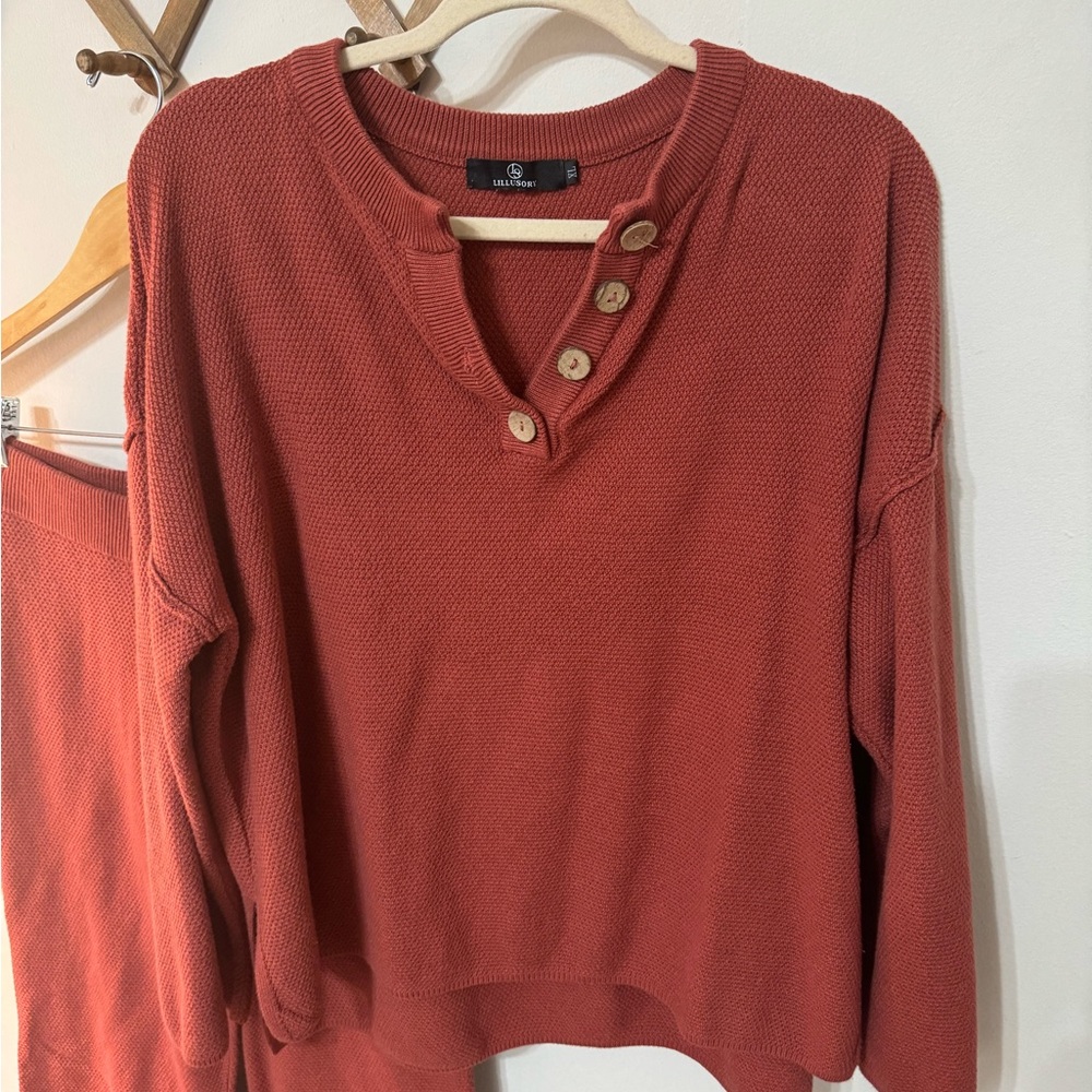 SOLD Amazon Knit Sweater Set - Picture 2 of 5